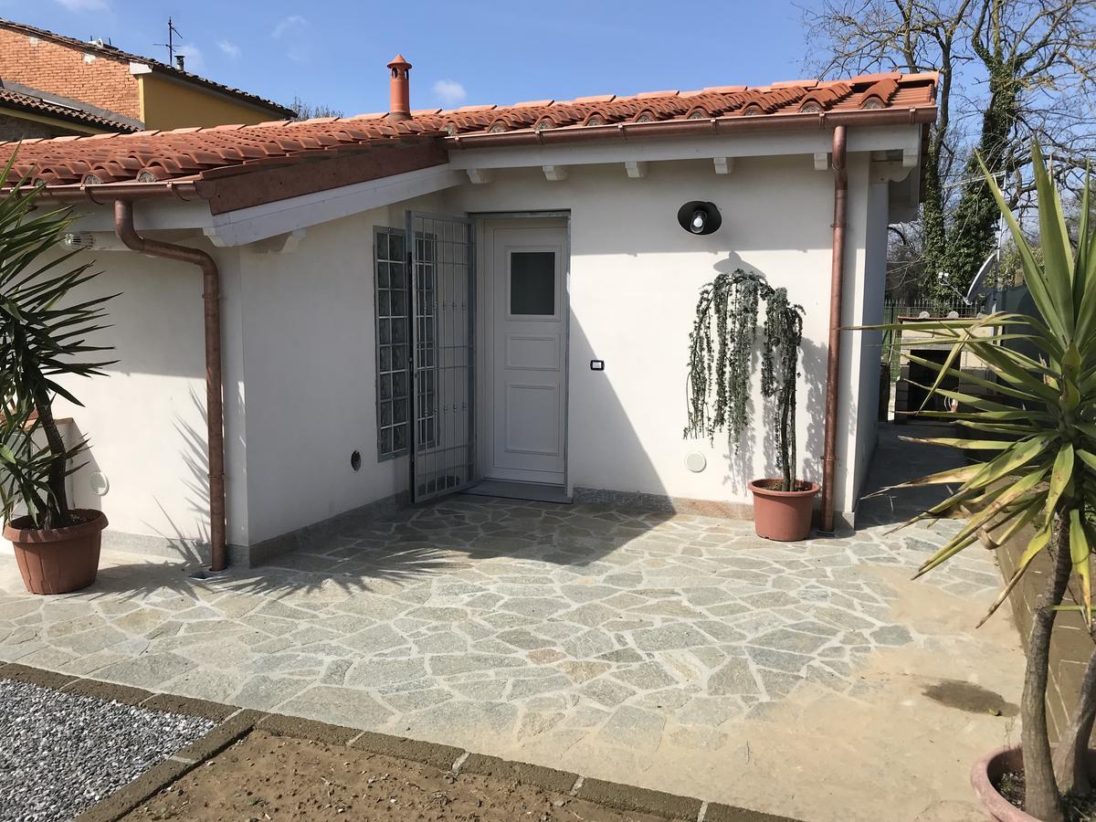 La Camelia Villa Massa e Cozzile Exteriör bild
